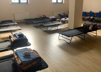 Punkt recepcyjny dla uciekinierów z Ukrainy w hali COS Torwar