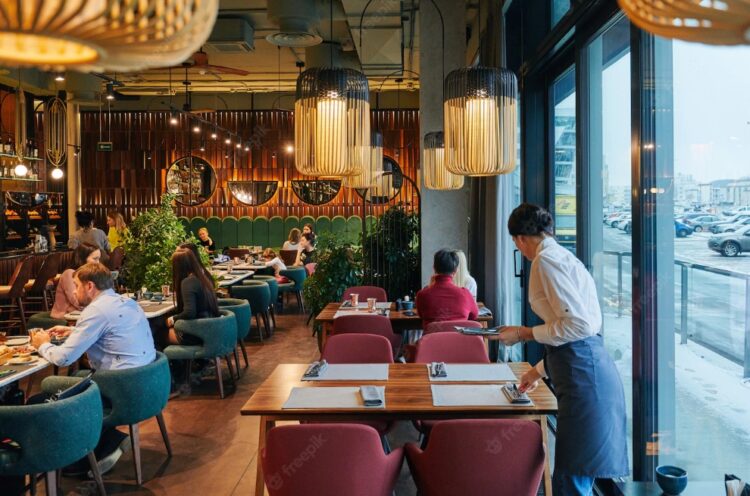 Jakie masz prawa w restauracji? Kontrola UOKiK