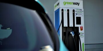 Wielki wakacyjny test infrastruktury ładowania: jak szykuje się GreenWay?