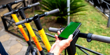 UOKiK: Czy wiesz za co i komu płacisz? Nie trać głowy na urlopie