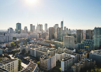 Prof. Carlos Moreno: na życiu w mieście 15-minutowym korzystają wszyscy jego mieszkańcy