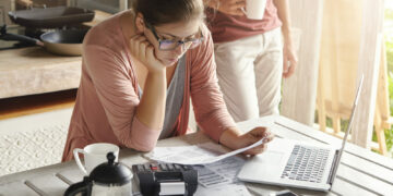 Przełom w Warszawie: Sąd karze nieuczciwego najemcę za oszustwo w sprawie czynszu