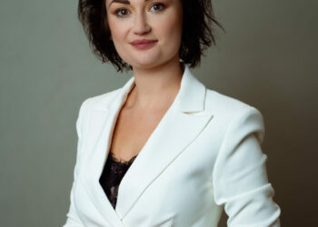 Jak być asertywnym przy wielkanocnym stole?