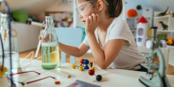 Nauka i zabawa w jednym – jak wybrać idealny zestaw do eksperymentów?