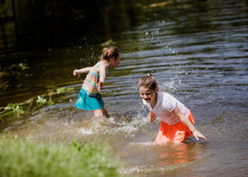 Mazurskie obozy żeglarskie – idealne połączenie przygody i nauki