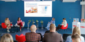 Dzieciństwo bez baterii. Dlaczego nadmiar zabawek może ograniczać rozwój dziecka?